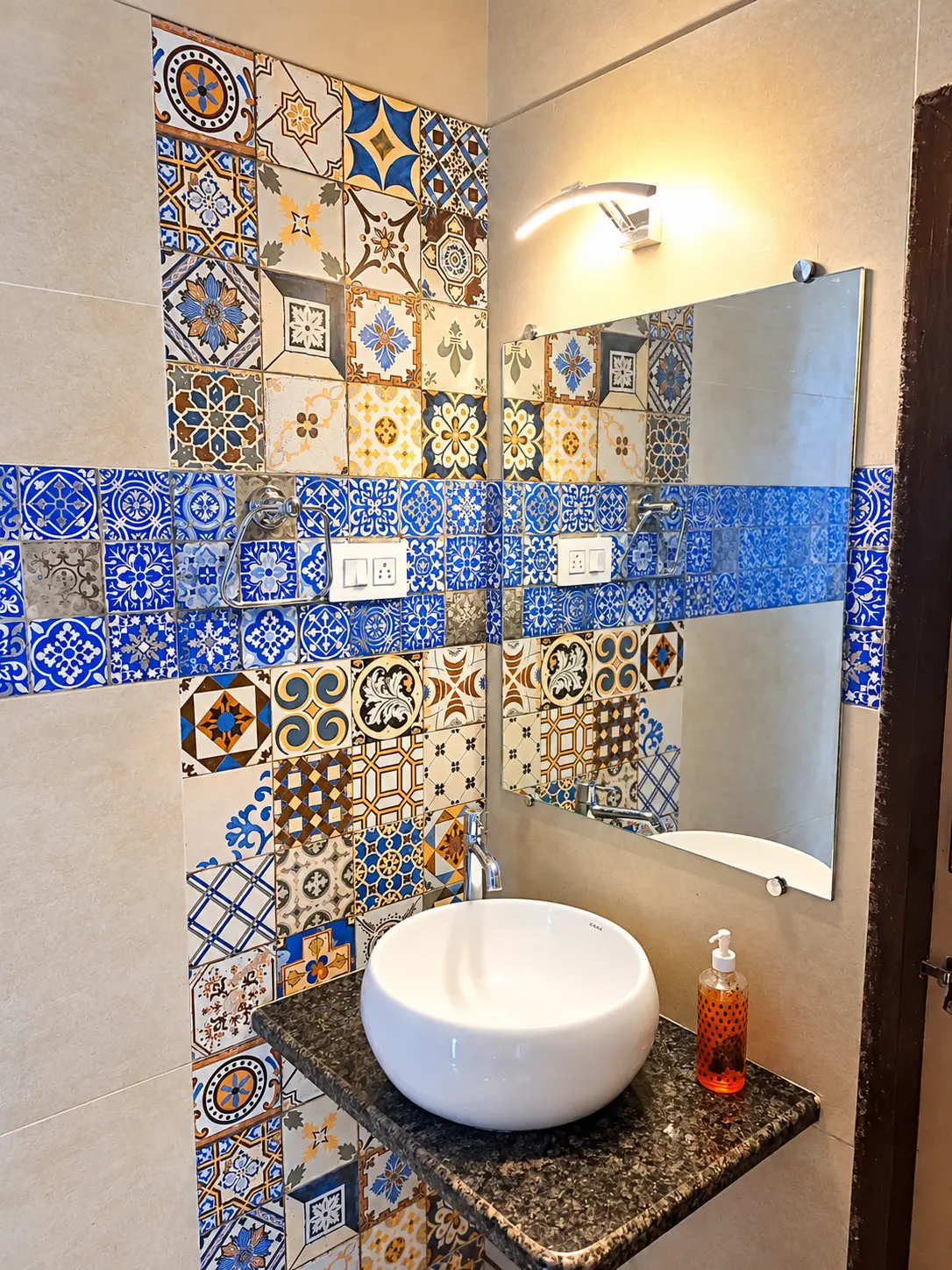 Wash basin inside Viva Andur farmhouse washroom